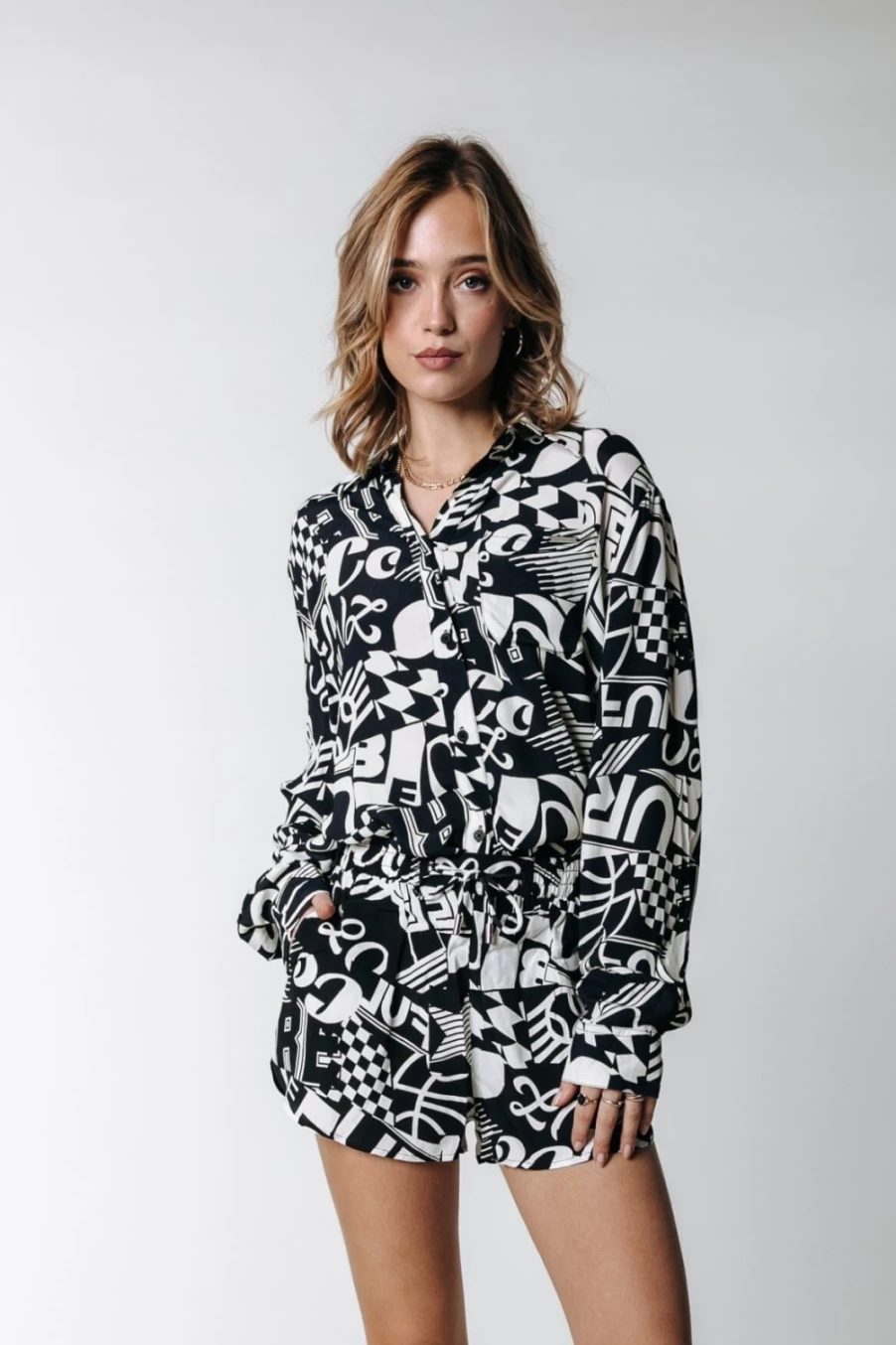Colourful Rebel Women's Olet Blouse - Stylish Black & White Tops for Women