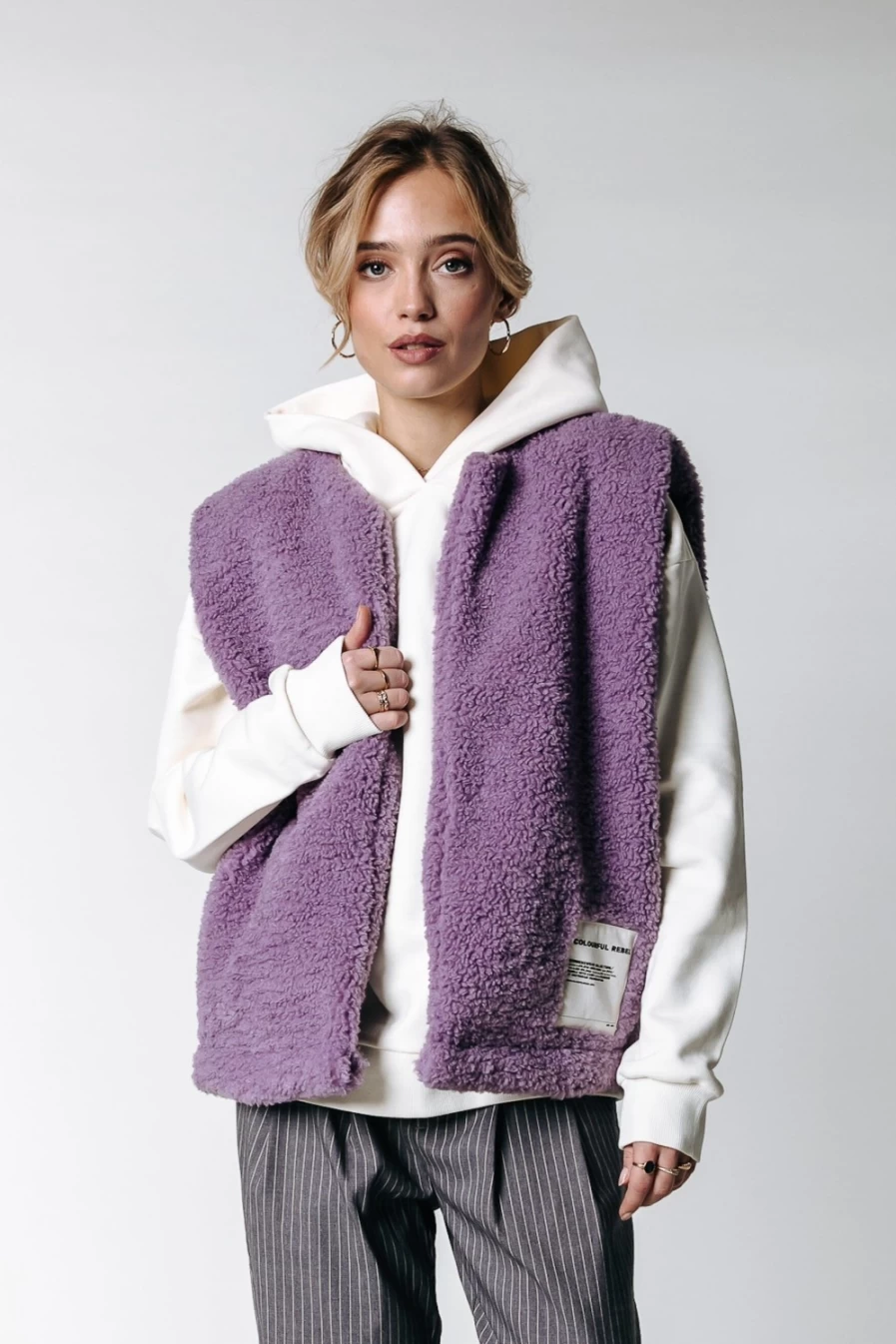 Colourful Rebel Women's Yoni Teddy Gilet in Light Lilac | Soft Fleece Vest